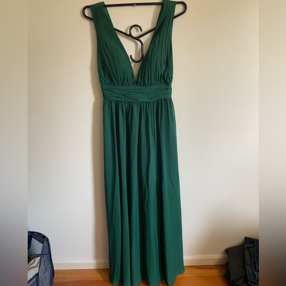 JJs House Formal Dress, size 4, color Dark Green